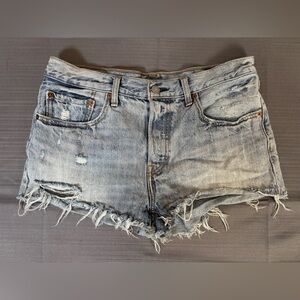 Levi’s 501 Cutoff Denim Shorts | W30 | Light Wash | Distressed High Rise |